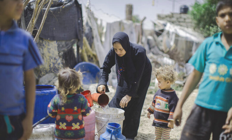الأمم المتحدة: الهجوم الإسرائيلي يدفع بـ 2.5 مليون فلسطيني إلى حالة الفقر