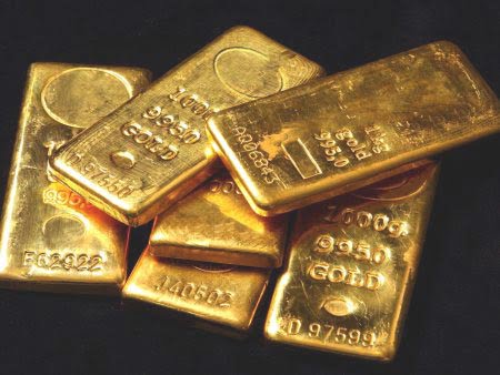 الذهب يقفز بأكثر من 11% منذ طوفان الأقصى وخبراء يوصون به