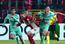 برشلونة يسقط أمام أنتويرب في ختام دور المجموعات