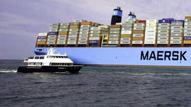 تفرض شركة ميرسك رسومًا إضافية على شحناتها المتجهة إلى إسرائيل