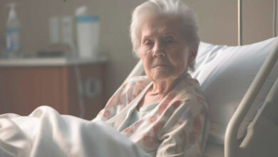 تفهم السلوكيات لدى مرضى الزهايمر: لماذا يجب التعاطف وعدم الحكم بسرعة؟