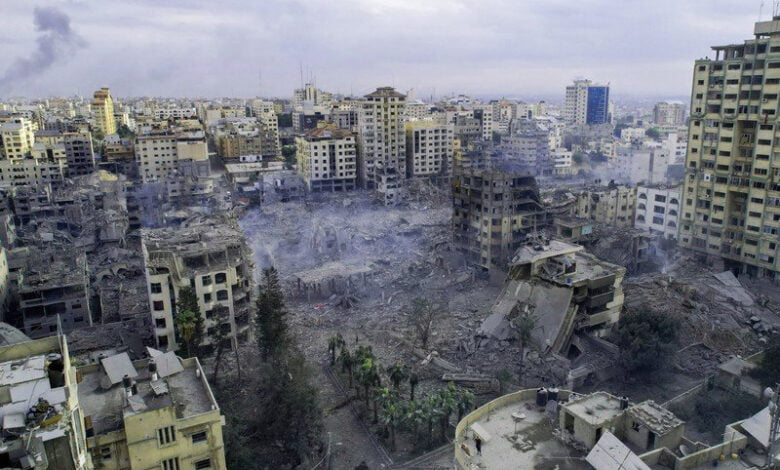 33 شهيدا في غزة والقسام تنشر مشاهد جديدة لقصف أسدود واشتباكات بمخيم البريج