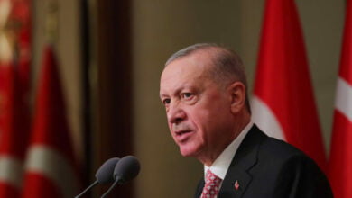 أردوغان يتوقع إدانة إسرائيل ويتهم الغرب بتحويل ساحل اليمن لـبحر دماء