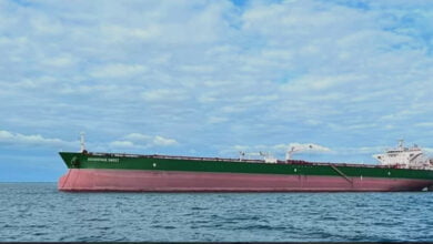 البحرية الإيرانية تحتجز ناقلة نفط أميركية في بحر عمان