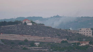 حزب الله يستهدف مواقع إسرائيلية ويتوعد بالانتقام عقب اغتيال العاروري