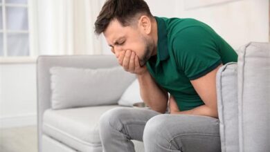 ‫ما أسباب تقيؤ الدم؟