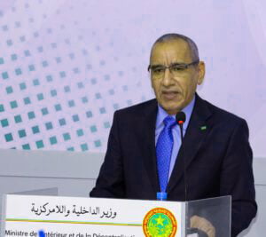 وصول وزير الداخلية إلى السعودية لحضور معرض الدفاع