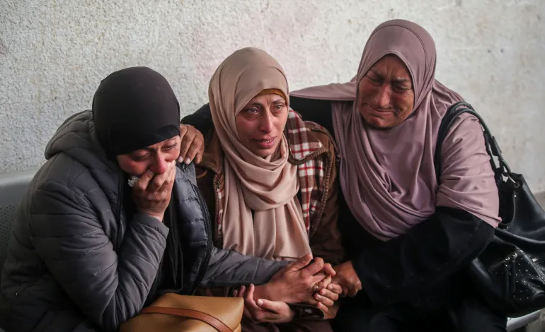 41 شهيدا بمجازر جديدة وقصف مكثف لبيت لاهيا وجباليا