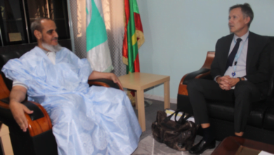 رئيس حزب "تواصل" يعقد محادثات مع رئيس بعثة الاتحاد الأوروبي