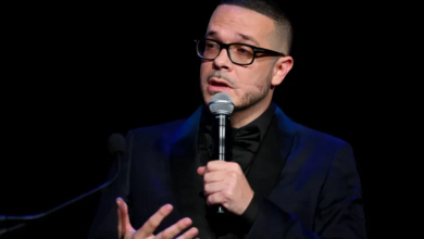 الناشط والمؤلف الأميركي شون كينغ يعلن إسلامه مع حلول رمضان