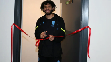 النني يفتتح أول غرفة للصلاة في ملعب أرسنال