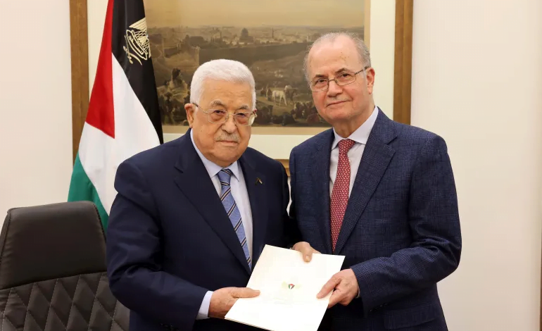 هل يستطيع محمد مصطفى تحقيق أهداف الحكومة الفلسطينية المكلف بتشكيلها؟