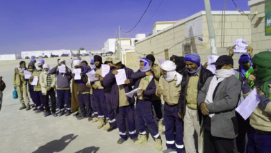 احتجاج عمال شركة الأمن الخاص في نواذيبو يطالبون بالتأمين