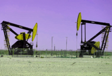 النفط يقفز وسط ترقب لقرار أوبك بلس والتوترات الجيوسياسية