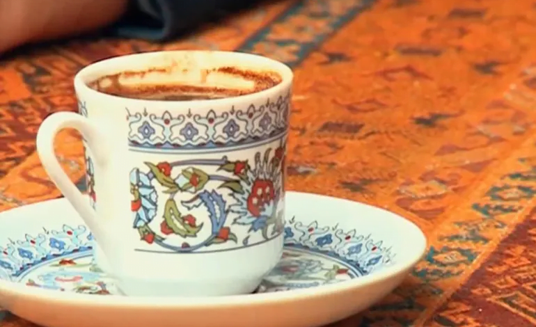 هل عليك أن تقلع عن شرب القهوة؟