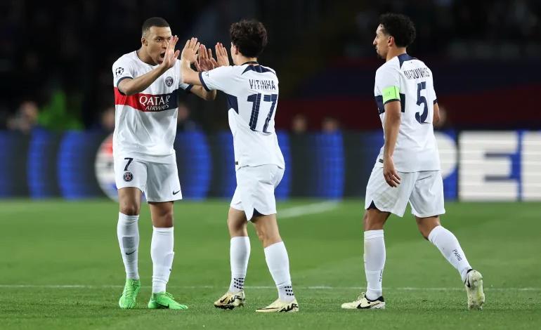 سان جيرمان يهزم برشلونة ويواجه دورتموند في نصف نهائي دوري أبطال أوروبا