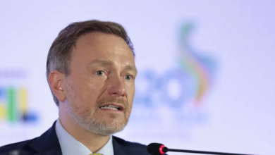 وزير ألماني يناقش التحديات الاقتصادية ويصفها بـ 'البؤس' في بلاده