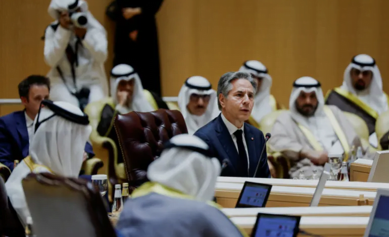 بلينكن يتحدث عن الوضع الإنساني بغزة وقطر تدعو لوقف فوري لإطلاق النار