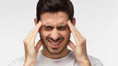  أسباب الشعور بوخز في الرأس؟