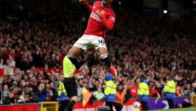 مانشستر يونايتد يستعيد توازنه وتشلسي يحقق فوزه الرابع على التوالي