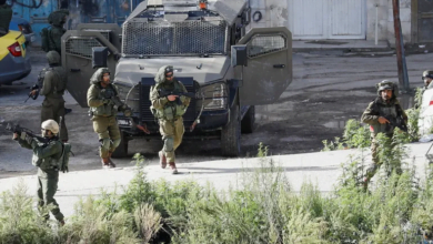 اقتحامات بالضفة ومستوطنون يرفعون علم الاحتلال في باحات الأقصى