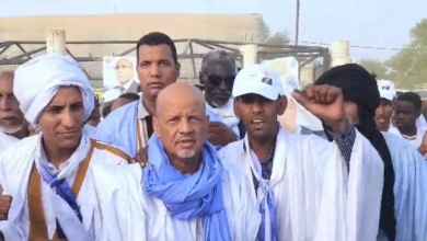 العقيد المتقاعد أنَّ ولد الصوفي الشيخ أحمد يحشد أنصاره دعما للمرشح محمد ولد الشيخ الغزواني في عين فرب