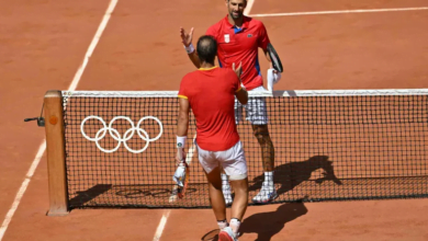 ديوكوفيتش يتفوق على نادال في مواجهة نارية في أولمبياد باريس: 6-1 و6-4 في الدور الثاني