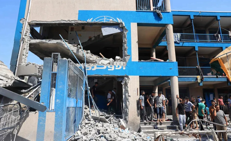 الأونروا: 4 من كل 5 مدارس في غزة تعرضت للقصف
