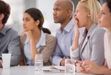 دراسة تكشف الآليات العصبية وراء التقليد التلقائي مثل التثاؤب