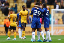 تشيلسي يحقق انتصاراً تاريخياً برباعية على ولفرهامبتون وليفربول يتفوق على برينتفورد في الدوري الإنجليزي