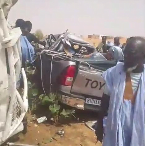 وقوع حادث سير علي طريق الأمل قرب واد الناقه