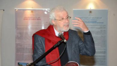 الكتّاب العرب والنشر خارج بلدانهم: أفق أوسع وواقع صعب