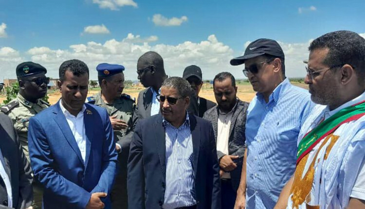 وزير التجهيز والنقل يتفقد تقدم أعمال طريق الأمل ومطار لعيون ويشدد على الالتزام بمعايير الجودة
