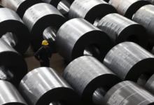 أزمة الصلب في الصين: تحذيرات من موجة إفلاس واندماجات ضرورية في القطاع