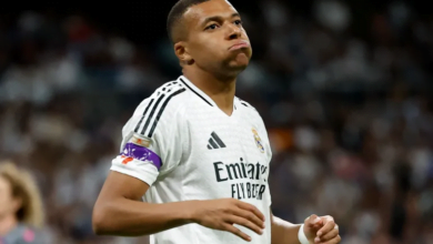 إصابة كيليان مبابي في مباراة ألافيس وغيابه المحتمل عن الديربي ومباريات دوري الأبطال