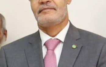 وزير الاقتصاد والمالية يتوجه إلى أندونيسيا والصين