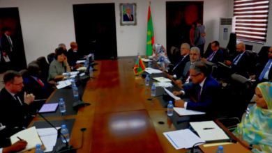 عدد من أعضاء الحكومة يعقدون جلسة عمل مع البعثة المشتركة للبنك الدولي ومؤسسة التمويل الدولية