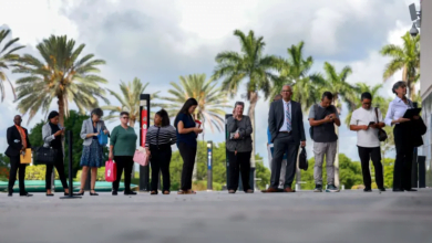 الاقتصاد الأمريكي بين صمود الإنفاق الاستهلاكي ومخاوف الركود الوشيك