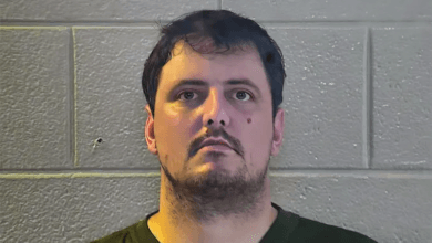 اختراق نظام تسجيل الوفيات في هاواي يكشف عن مخطط تزوير وفاة لتجنب دفع النفقة