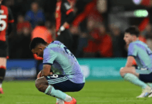 أرسنال يتلقى أول هزيمة هذا الموسم أمام بورنموث المنقوص 2-0