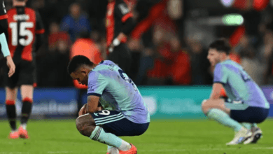 أرسنال يتلقى أول هزيمة هذا الموسم أمام بورنموث المنقوص 2-0