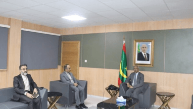 وزير الدفاع الموريتاني يبحث مع السفير الإيراني تعزيز التعاون الثنائي