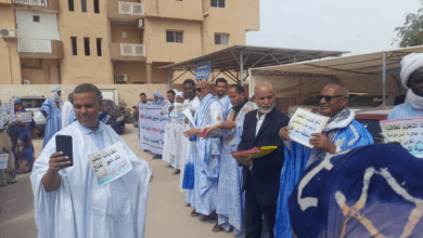 نقابات التعليم تدعو للتوقف عن التدريس مصحوب بوقفات احتجاجية وطنية أمام الوزارة الأولى و الولايات