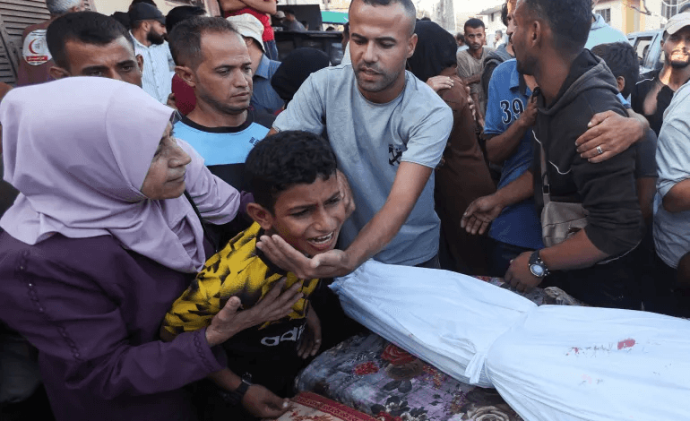 استشهاد عشرات الفلسطينيين في غارات إسرائيلية متواصلة وسط حصار شمال غزة