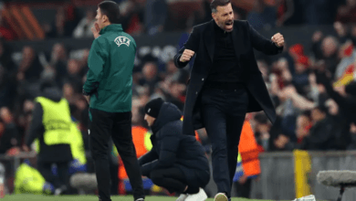 فان نيستلروي ينهي مهمته كمدرب مؤقت لمانشستر يونايتد وسط رغبة اللاعبين في بقائه