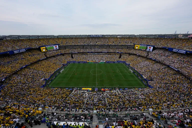 تصاعد الانتقادات بشأن جاهزية ملعب “ميتلايف” لنهائي كأس العالم 2026