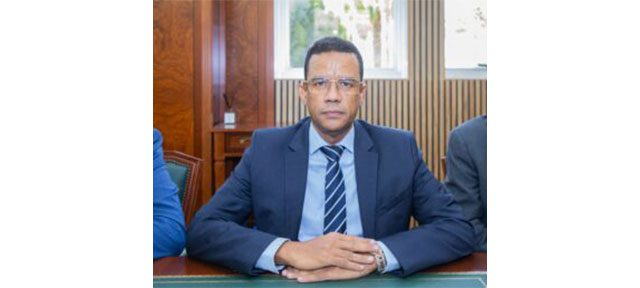 وزير الشؤون الإسلامية والتعليم الأصلي يعود إلى نواكشوط بعد زيارة عمل للمغرب وتعزيز التعاون في مجالات الأوقاف