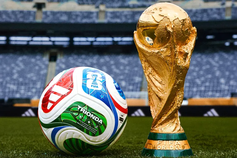 لماذا تُشحن كرة كأس العالم قبل المباريات؟ التكنولوجيا تغيّر وجه اللعبة