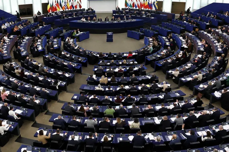 قانون أوروبي جديد بشأن مراكز إعادة المهاجرين يثير جدلا سياسيا وحقوقيا