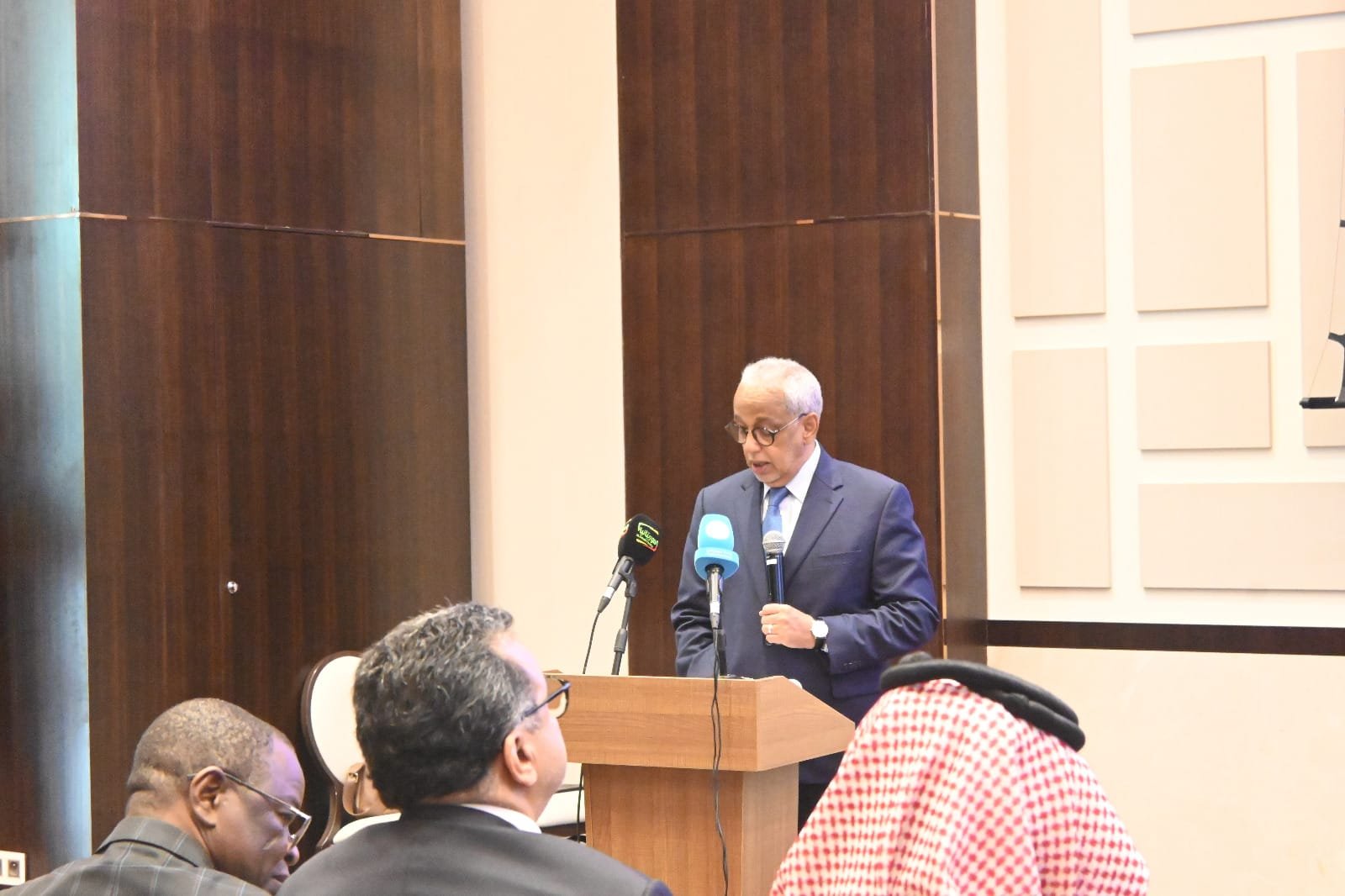 وزير الاقتصاد يشرف على تخليد اليوم الدولي للسلام ويستعرض مؤشرات تراجع الفقر في بلادنا